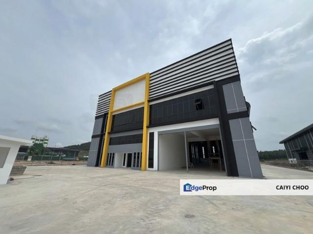 Warehouse for rent in Seksyen 13, Bandar Puncak Alam