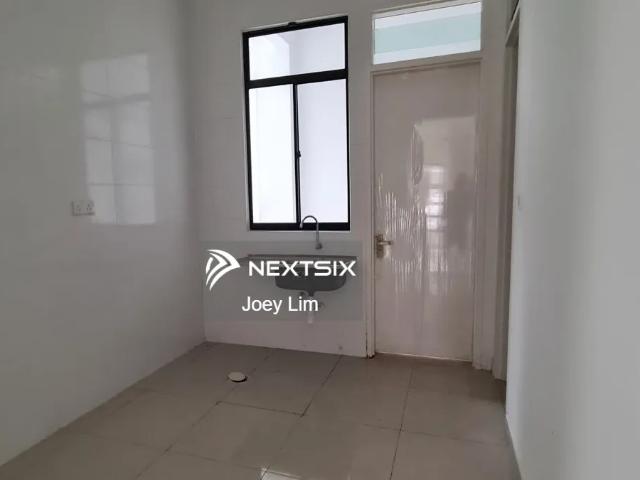 Shop for sale in Kuching