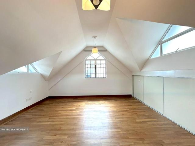 Detached House for sale