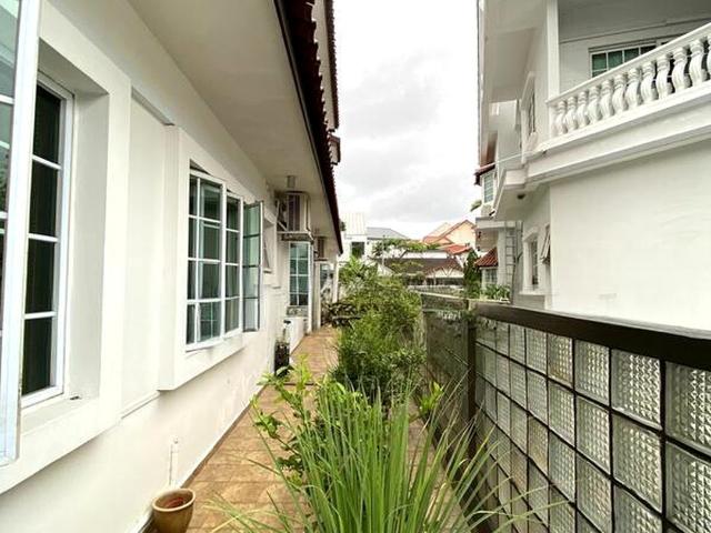Condominium for sale in Thomson