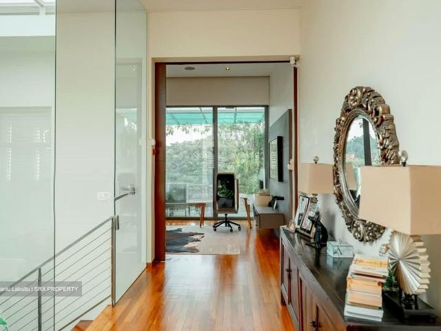 Condominium for rent in Thomson