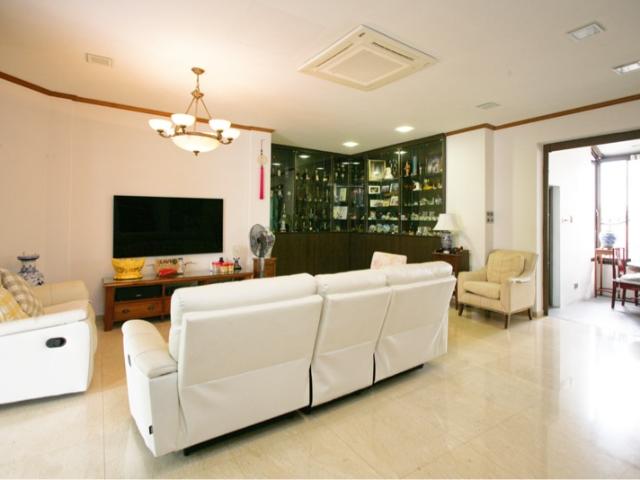 House for sale in 23 North West