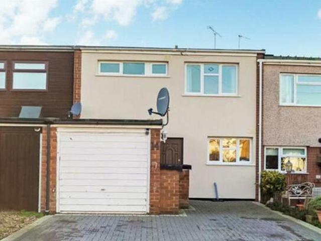 House for rent in Green Close, Warwickshire