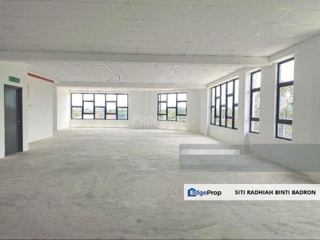 Shop for rent in Kajang, Langat