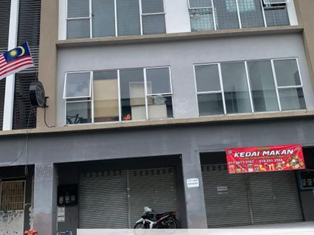 Shop for rent in Kajang, Langat