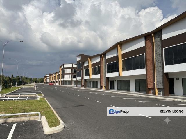 Shop for rent in Kajang, Langat