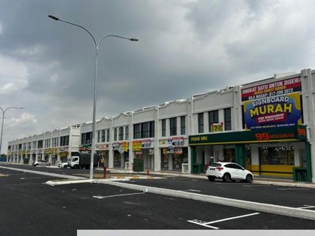 Shop for rent in Kajang, Langat
