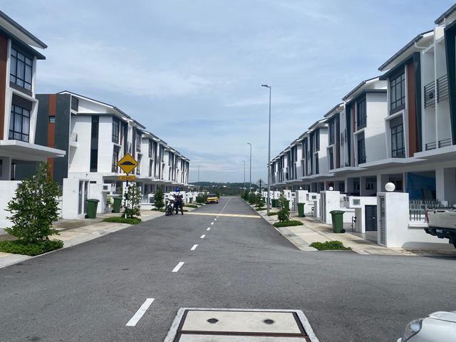 Townhouse for rent in Kajang, Langat