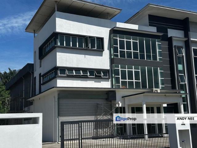Warehouse for sale in Kajang, Langat
