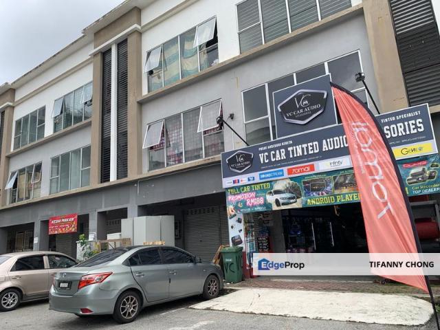 Shop for rent in Kajang, Langat