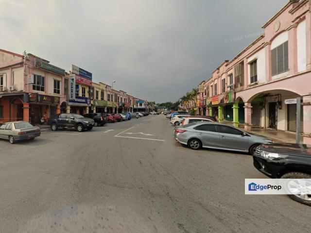 Shop for rent in Kajang, Langat