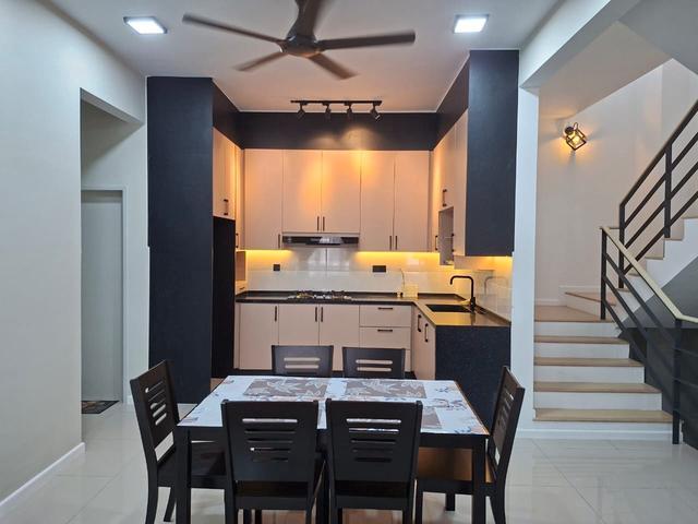 Townhouse for rent in Kajang, Langat