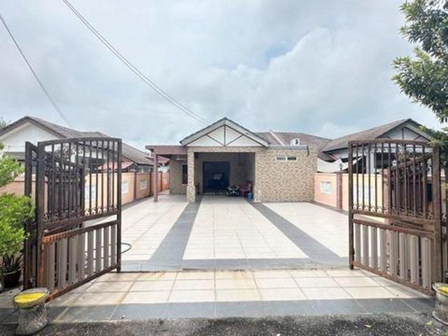 Residential House for sale in Tanjong Sepat, Selangor