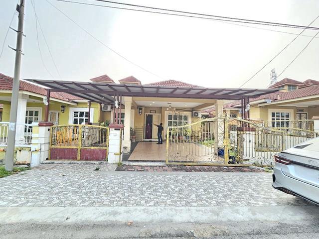 Residential House for sale in Kompleks Perumahan Ibu Pejabat Polis Daerah IPD Melaka Tengah, Bandaraya Melaka