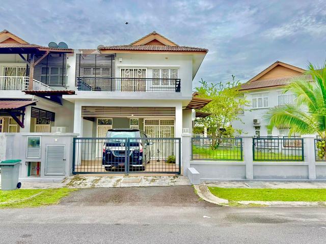 Residential House for sale in Malaka