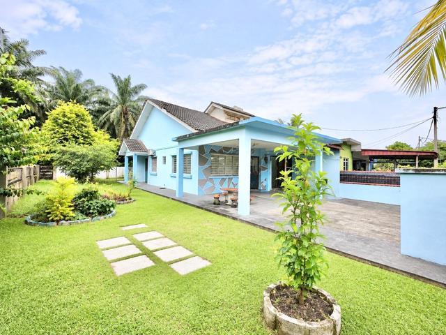 Residential House for sale in Tanjong Sepat, Selangor