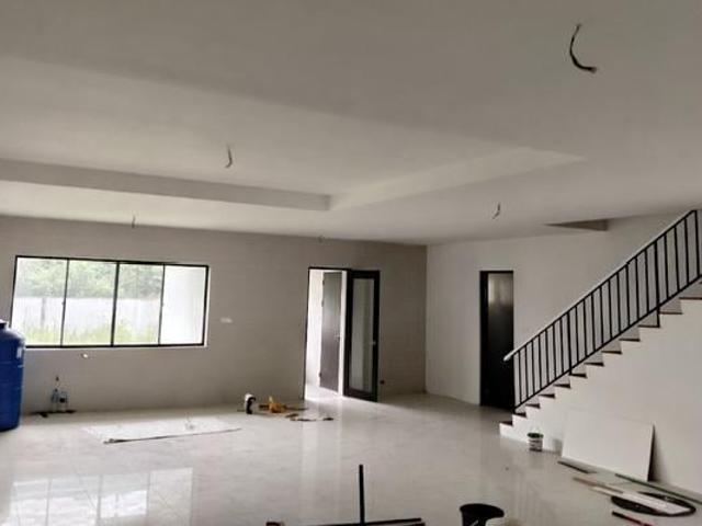 Residential House for sale in Kuching, Bahagian Kuching