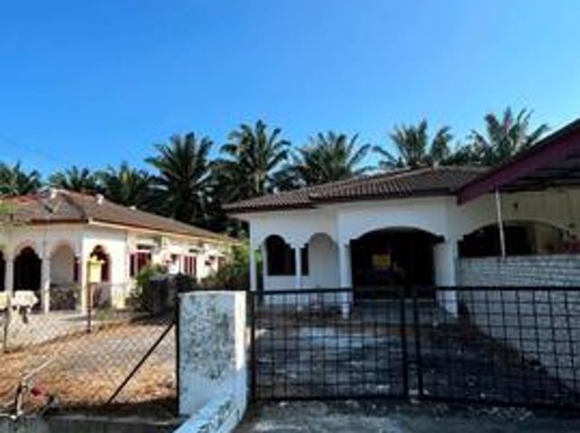 Residential House for sale in Perak, Ayer Tawar