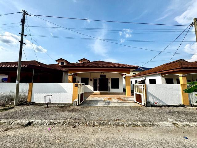 Residential House for sale in Perak, Ayer Tawar
