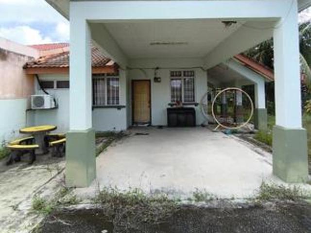 Residential House for sale in Tanjong Sepat, Selangor