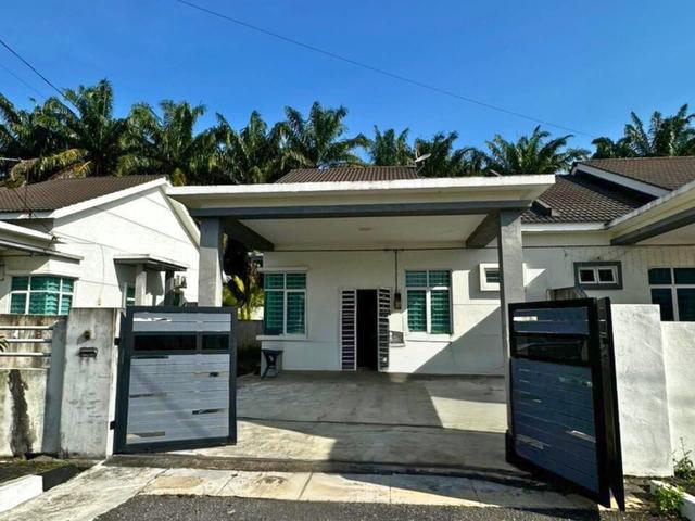 Residential House for sale in Lunas, Kulim