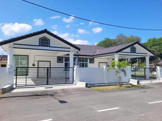 Residential House for sale in Malaka