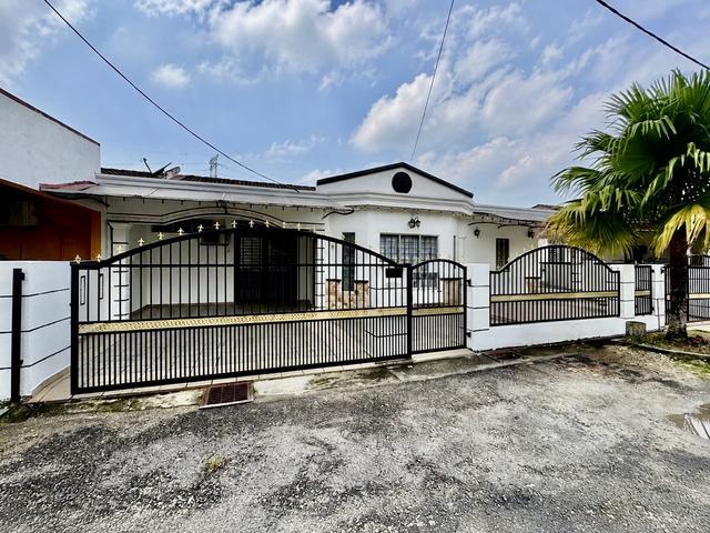 Residential House for sale in Sendayan Village, Negeri Sembilan