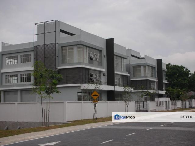 Warehouse for rent in Petaling, Alam Impian