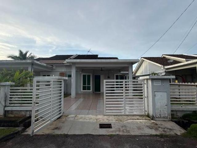 Residential House for sale in Sik Dalam, Kedah