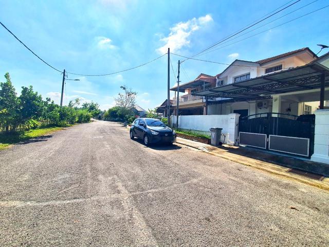 Residential House for sale in Malaka