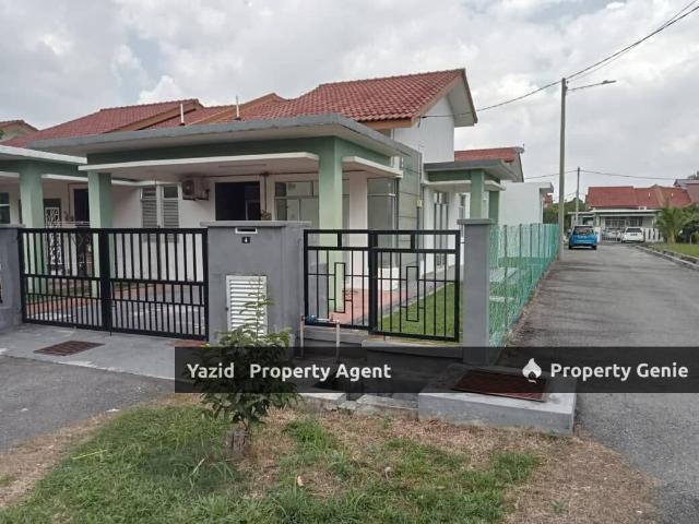 Residential House for sale in Tanjong Sepat, Selangor