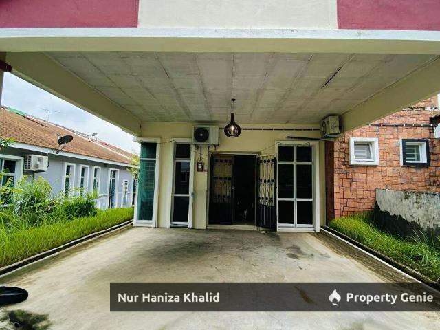 House for sale in Durian Tunggal, Malaka