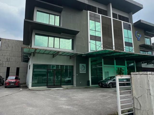 Warehouse for sale in Petaling, Alam Impian