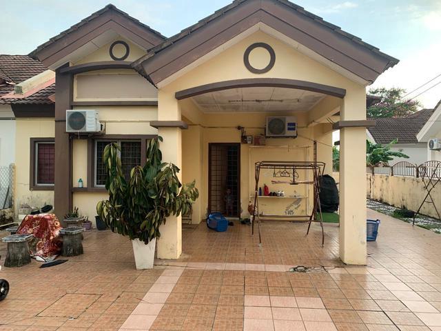 Residential House for sale in Tanjong Sepat, Selangor