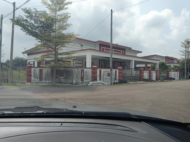 Residential House for sale in Batu Pahat, Johor
