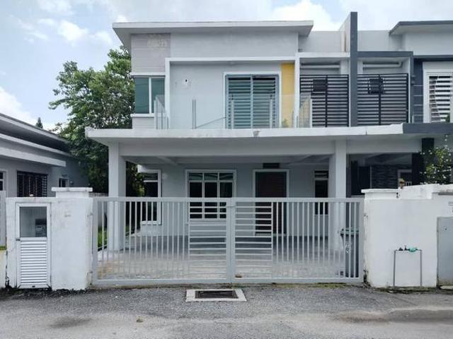Residential House for sale in Sendayan Village, Negeri Sembilan