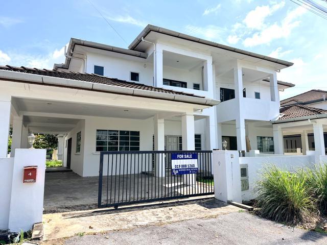 Residential House for sale in Kuching