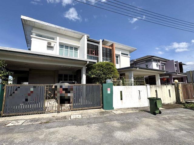 Residential House for sale in Samarahan, Kota Samarahan