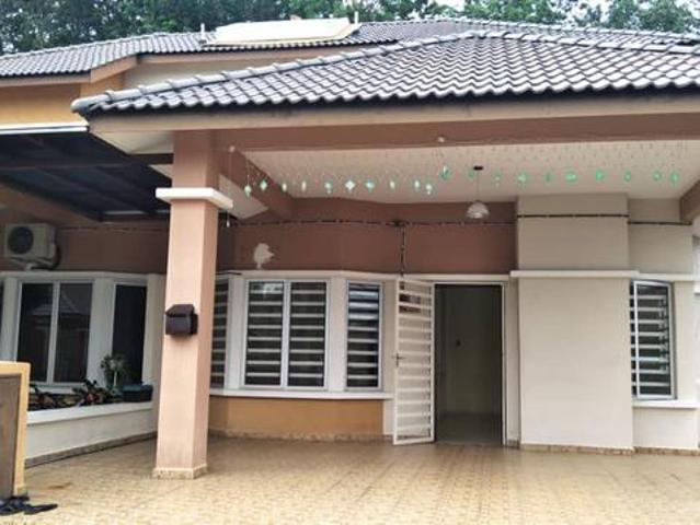 Residential House for rent in Tanjong Sepat, Selangor