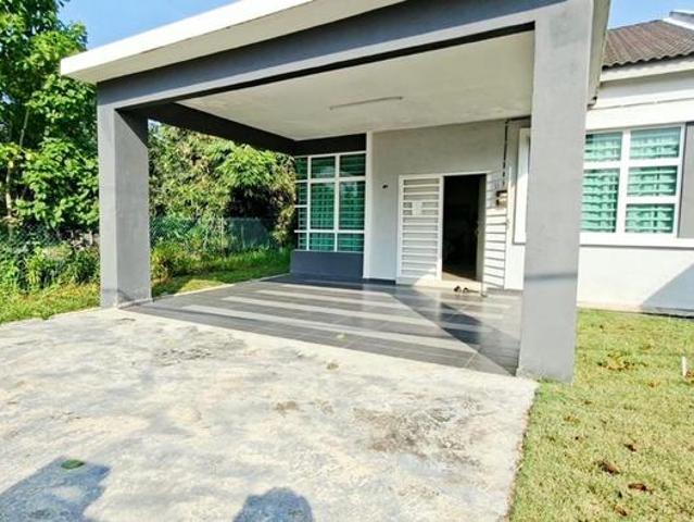 Residential House for sale in Malaka