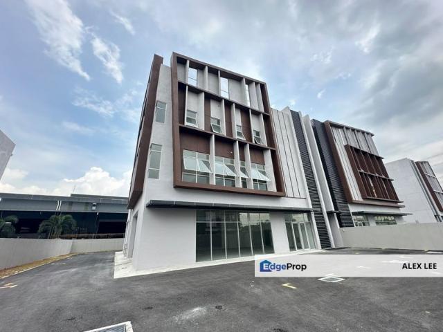 Warehouse for rent in Petaling, Subang Jaya