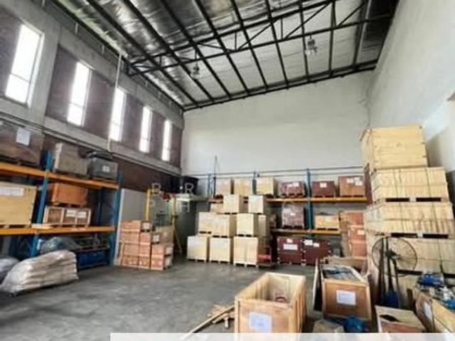Warehouse for rent in Petaling, Alam Impian