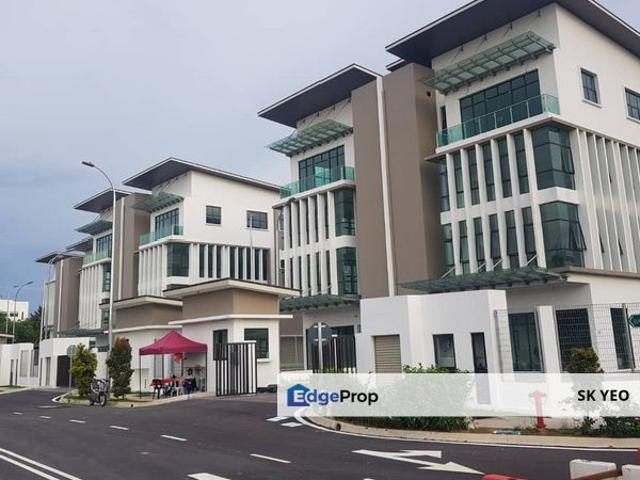 Warehouse for rent in Petaling, Alam Impian
