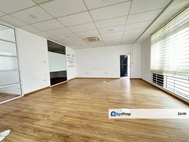 Warehouse for rent in Petaling, Alam Impian