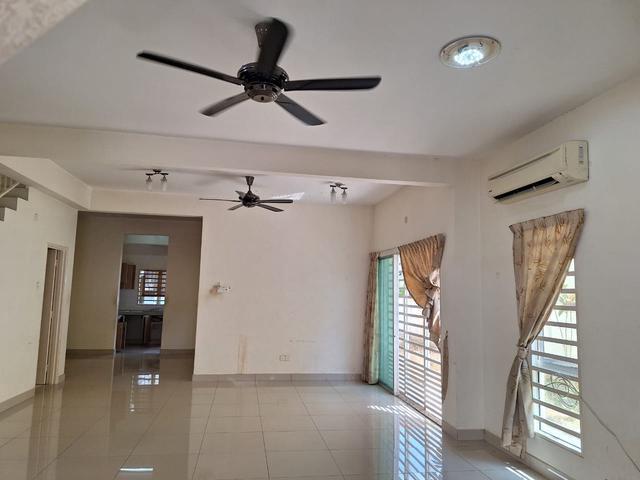 Residential House for sale in Sendayan Village, Negeri Sembilan