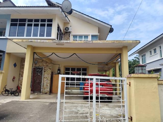 Residential House for sale in Malaka