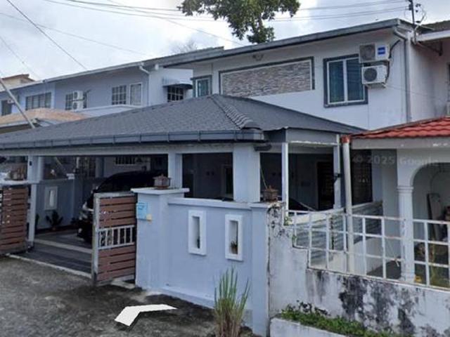 Residential House for sale in Victoria, Labuan
