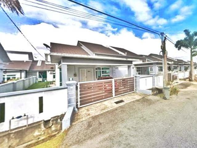 Residential House for sale in Malaka