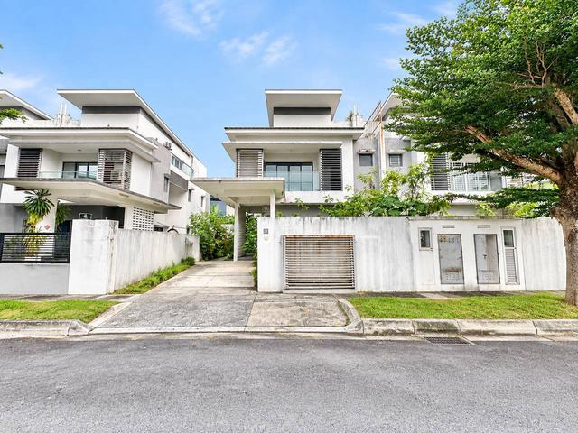 Residential House for sale in Bandar Baru Bangi, Majlis Perbandaran Kajang