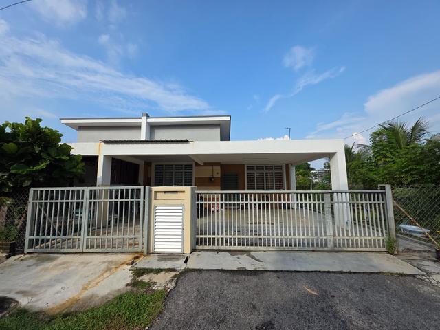 Residential House for sale in Padang Serai, Kedah